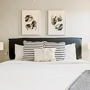  Apartment Stylish Retreat - King Beds - Walk To Sloans United States
